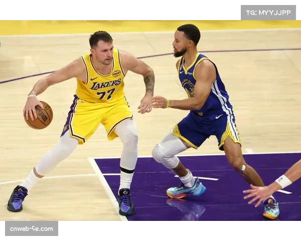 前瞻:湖人VS勇士关键卡位战,攻防转换节奏成胜负手